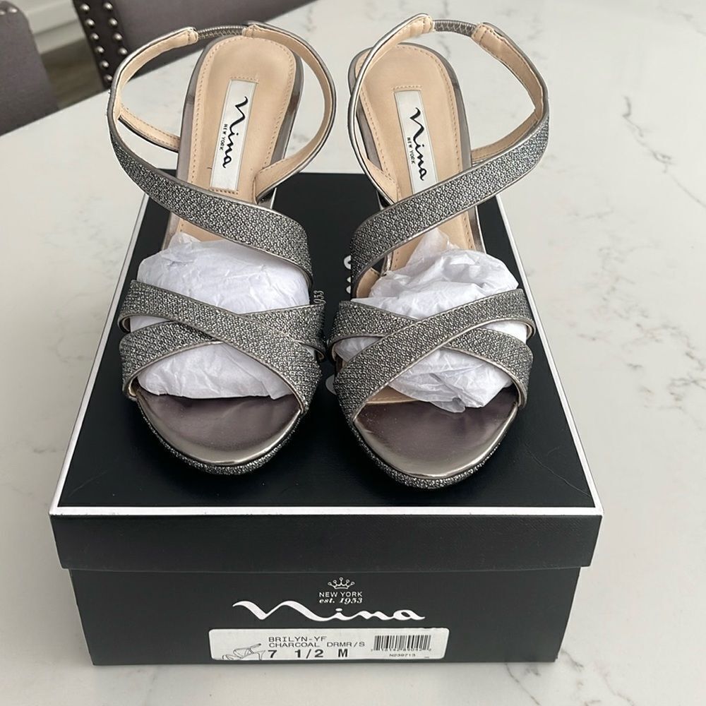 Nina Brilyn Charcoal Pewter Dressy Heel size 7.5
